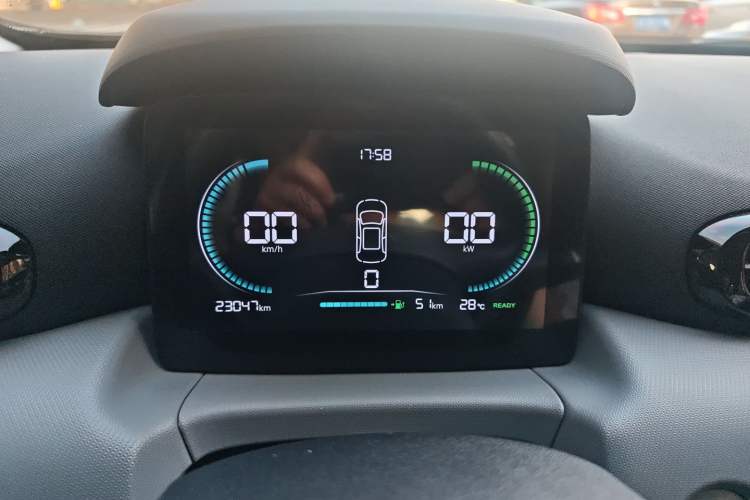 Used Leapmotor T03 2023 200 Lite Edition Odometer Close Up
