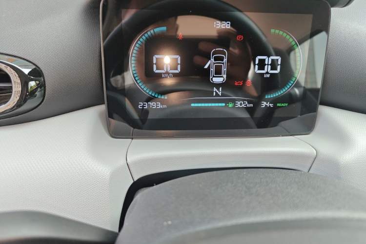 Used Leapmotor T03 2023 310 Lite Edition Odometer Close Up