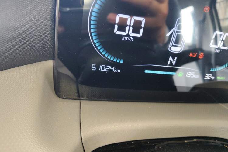 Used Leapmotor T03 2023 310 Lite Edition Odometer Close Up