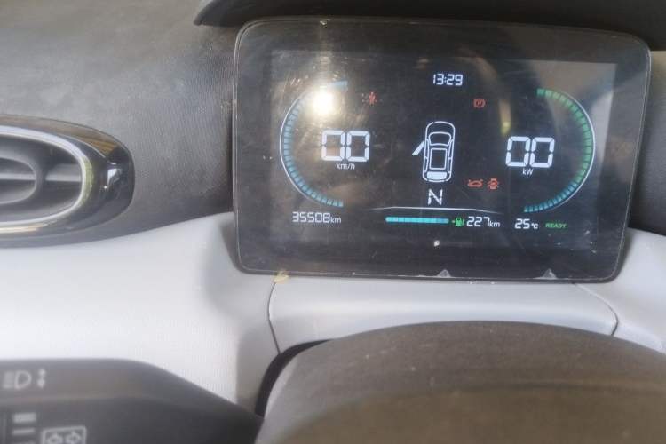 Used Leapmotor T03 2023 310 Lite Edition Odometer Close Up