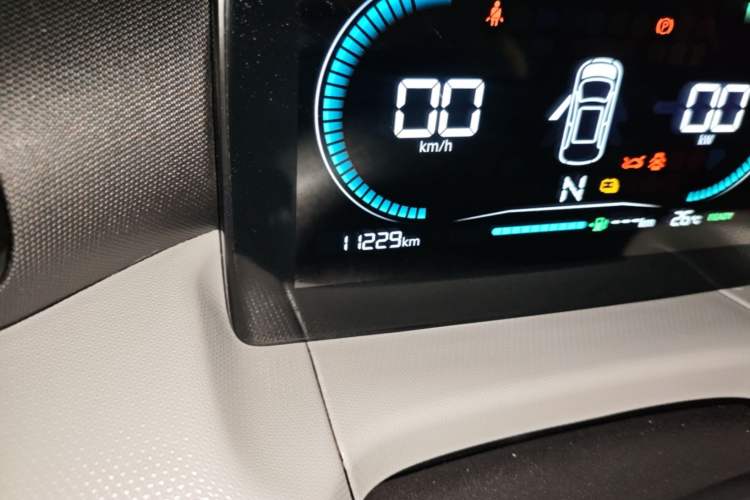 Used Leapmotor T03 2023 200 Lite Edition Odometer Close Up