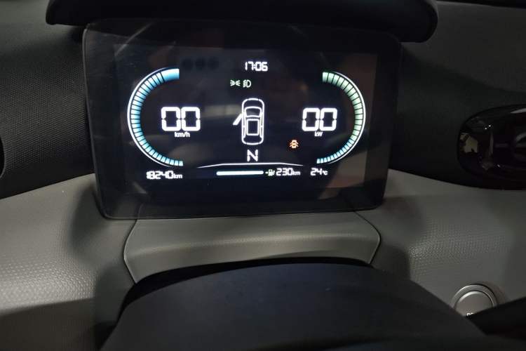 Used Leapmotor T03 2023 310 Lite Edition Odometer Close Up