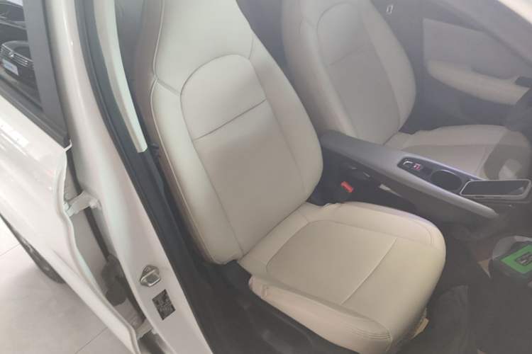 Used Leapmotor T03 2023 310 Lite Edition Right Front Seat
