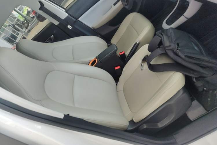 Used Leapmotor T03 2023 200 Lite Edition Right Front Seat