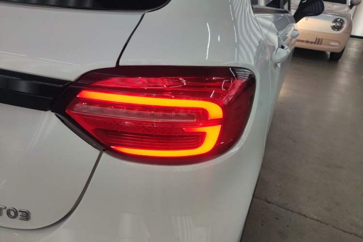 Used Leapmotor T03 2023 200 Lite Edition Right Rear Taillight