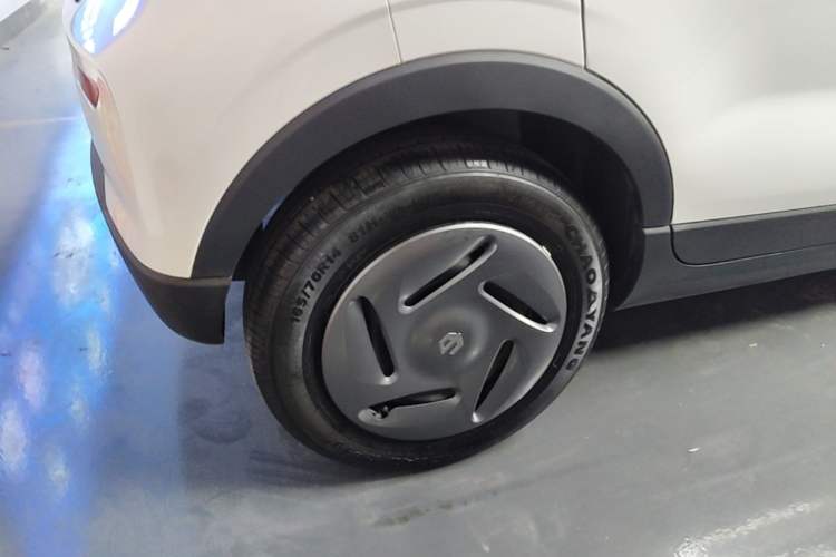 Used Leapmotor T03 2023 200 Lite Edition Right Rear Wheel Hub