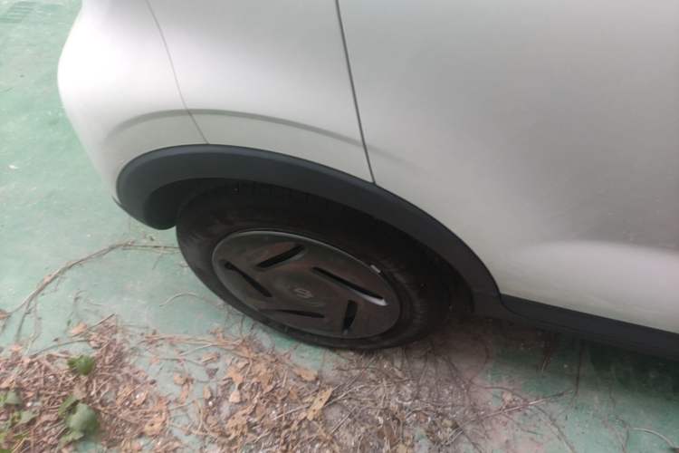 Used Leapmotor T03 2023 200 Lite Edition Right Rear Wheel Hub