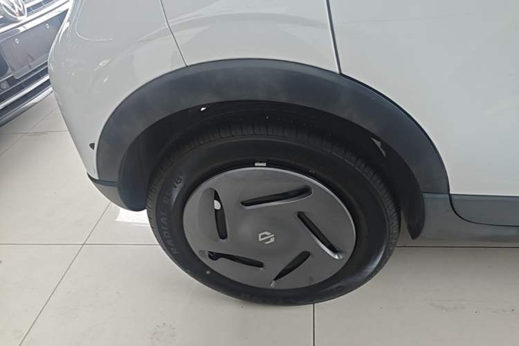 Used Leapmotor T03 2023 200 Lite Edition Right Rear Wheel Hub