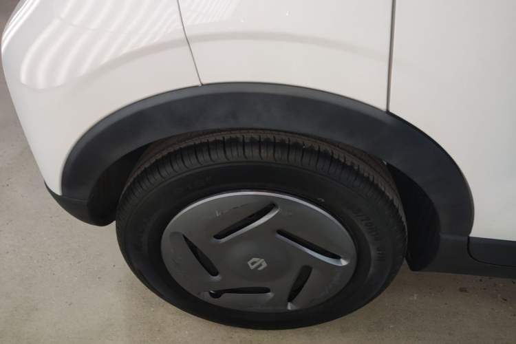 Used Leapmotor T03 2023 200 Lite Edition Right Rear Wheel Hub