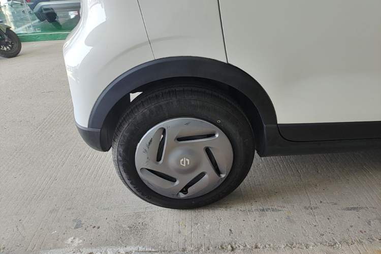 Used Leapmotor T03 2023 200 Lite Edition Right Rear Wheel Hub