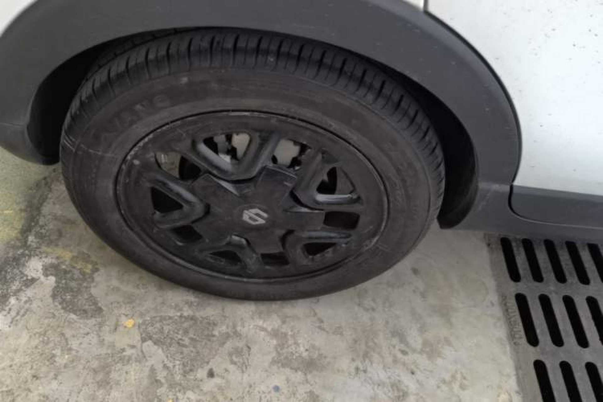Used Leapmotor T03 2023 310 Lite Edition Right Rear Wheel Hub