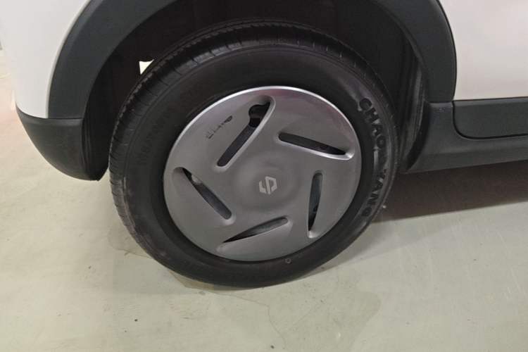 Used Leapmotor T03 2023 200 Lite Edition Right Rear Wheel Hub