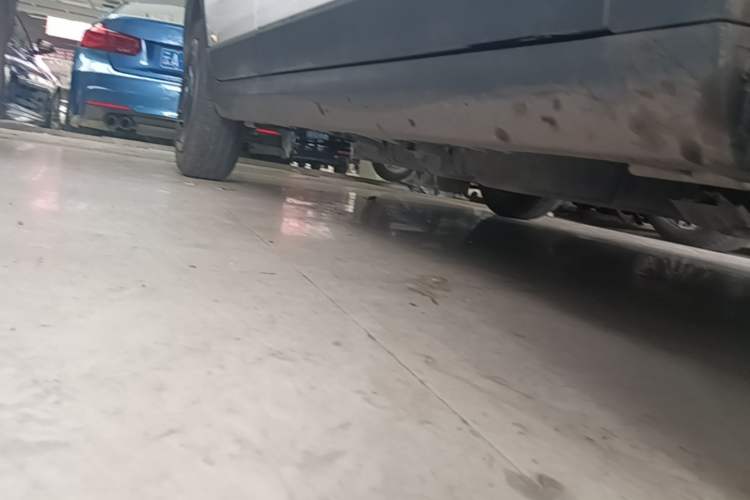 Used Leapmotor T03 2023 200 Lite Edition Right Side Sill