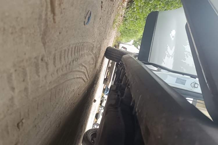 Used Leapmotor T03 2023 200 Lite Edition Right Side Sill