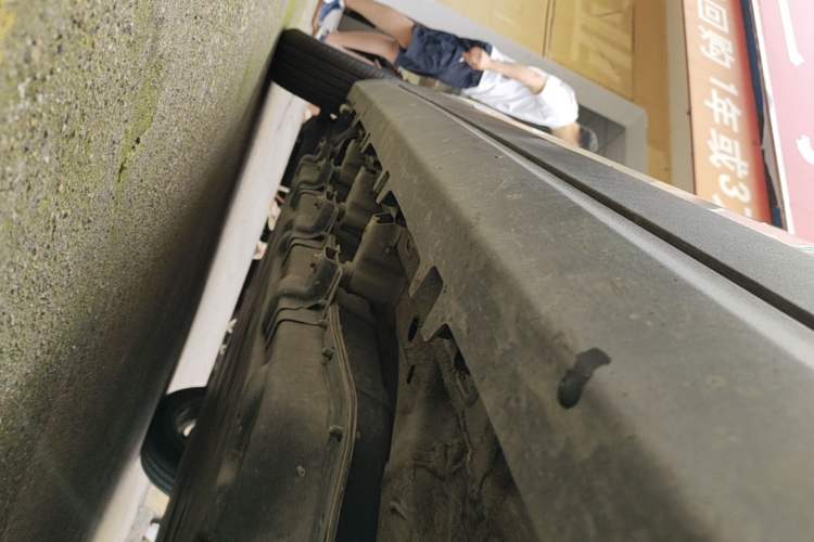 Used Leapmotor T03 2023 403 Lite Edition Right Side Sill