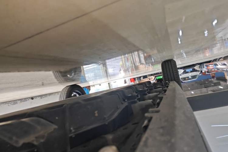 Used Leapmotor T03 2023 310 Lite Edition Right Side Sill