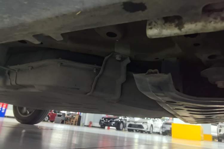Used Leapmotor T03 2023 310 Lite Edition Right Side Sill