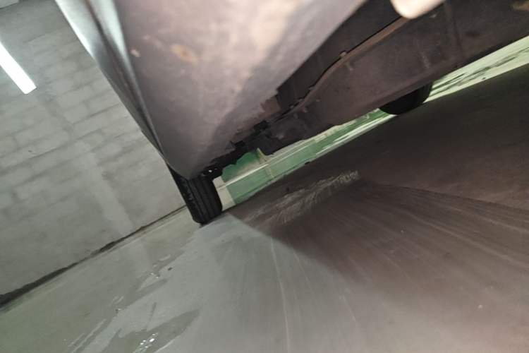 Used Leapmotor T03 2023 200 Lite Edition Right Side Sill