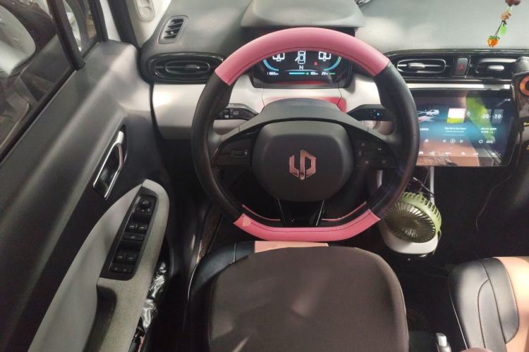 Used Leapmotor T03 2023 200 Lite Edition Steering Wheel