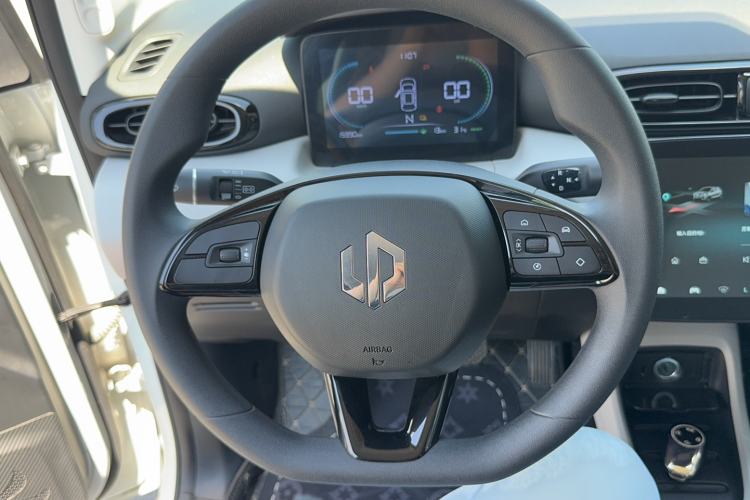 Used Leapmotor T03 2023 200 Lite Edition Steering Wheel