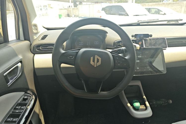 Used Leapmotor T03 2023 310 Lite Edition Steering Wheel