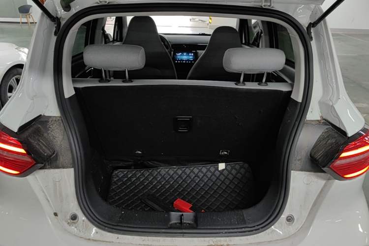 Used Leapmotor T03 2023 310 Lite Edition Trunk