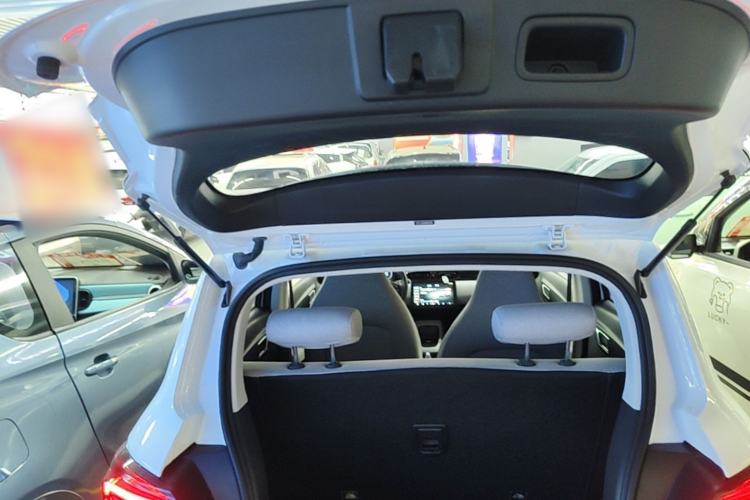 Used Leapmotor T03 2023 200 Lite Edition Trunk