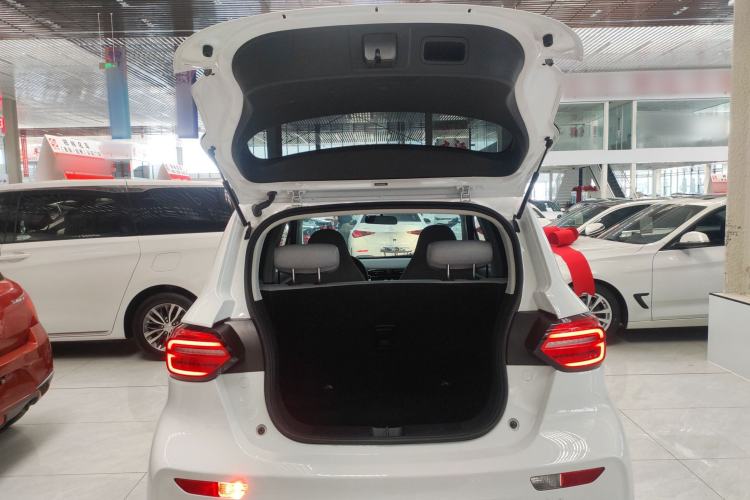 Used Leapmotor T03 2023 200 Lite Edition Trunk