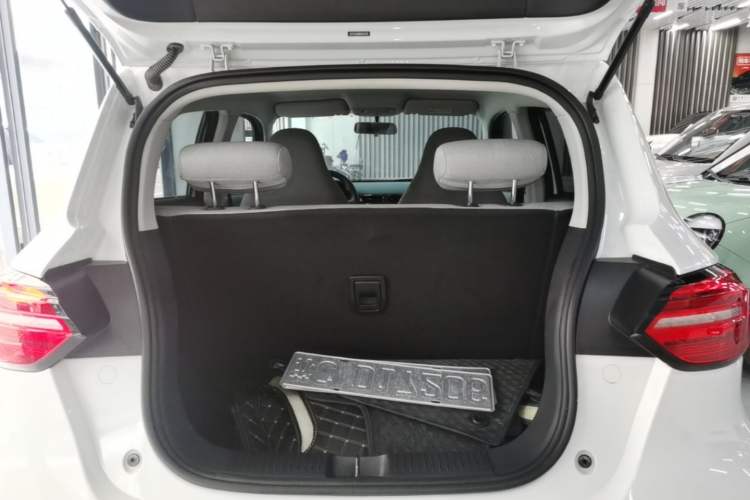 Used Leapmotor T03 2023 200 Lite Edition Trunk