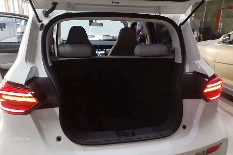 Used Leapmotor T03 2023 310 Lite Edition Trunk
