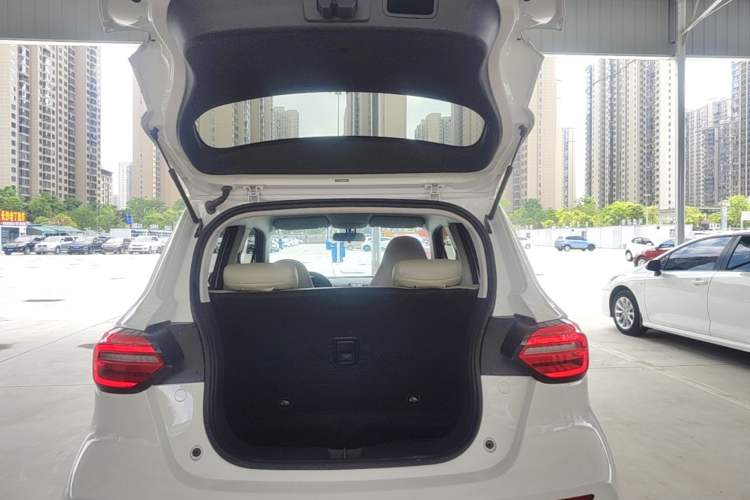 Used Leapmotor T03 2023 200 Lite Edition Trunk