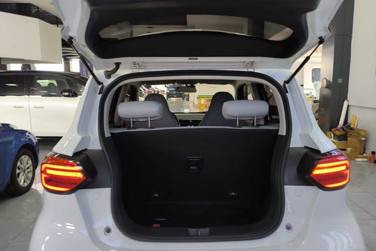 Used Leapmotor T03 2023 200 Lite Edition Trunk