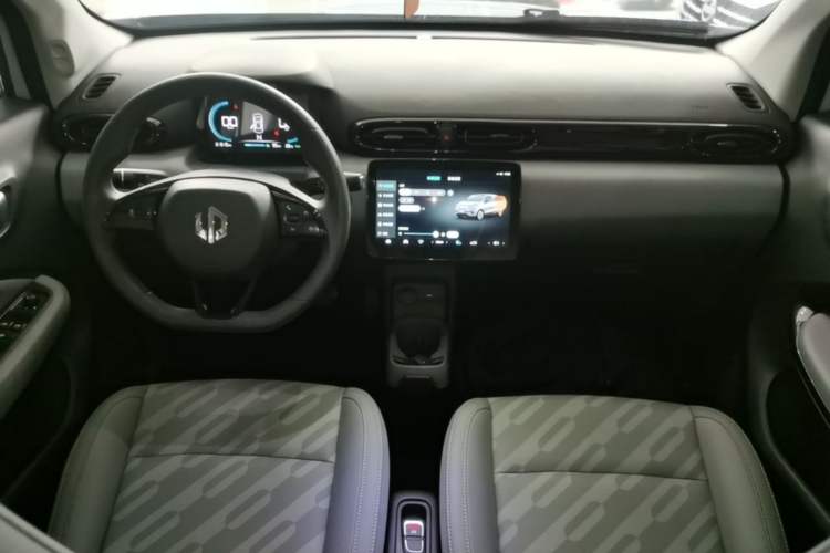 Used Leapmotor T03 2024 310 Comfort Edition Center Console