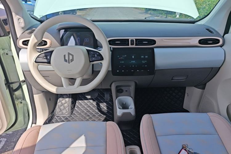 Used Leapmotor T03 2024 310 Comfort Edition Center Console