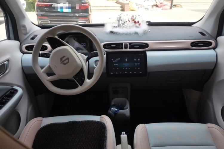 Used Leapmotor T03 2024 200 Lite Edition Center Console