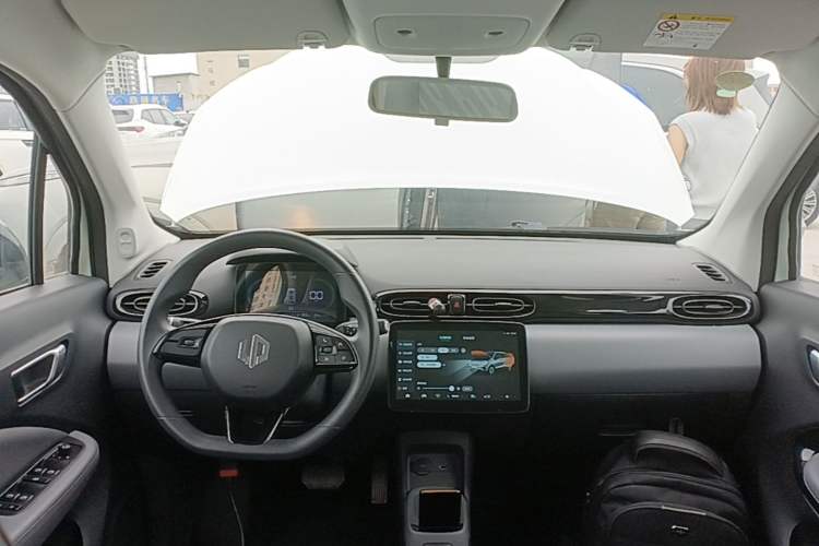 Used Leapmotor T03 2024 403 Comfort Edition Center Console