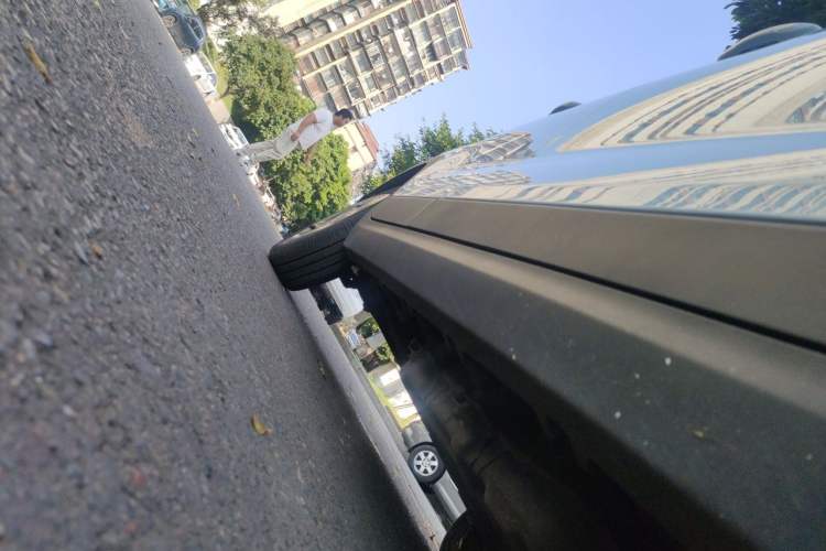 Used Leapmotor T03 2024 200 Lite Edition Chassis Front Right
