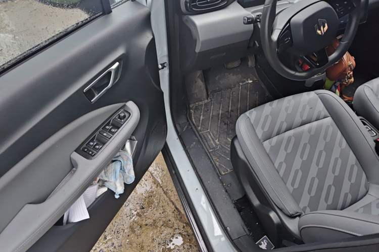 Used Leapmotor T03 2024 310 Comfort Edition Driver Seat