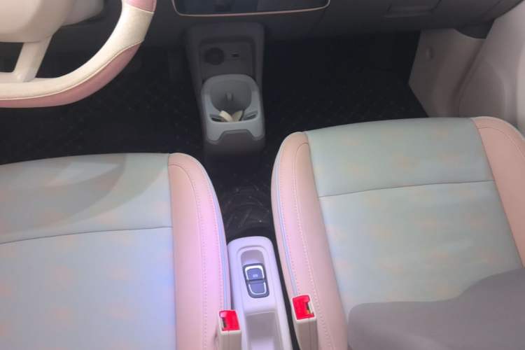Used Leapmotor T03 2024 310 Comfort Edition Gear Lever