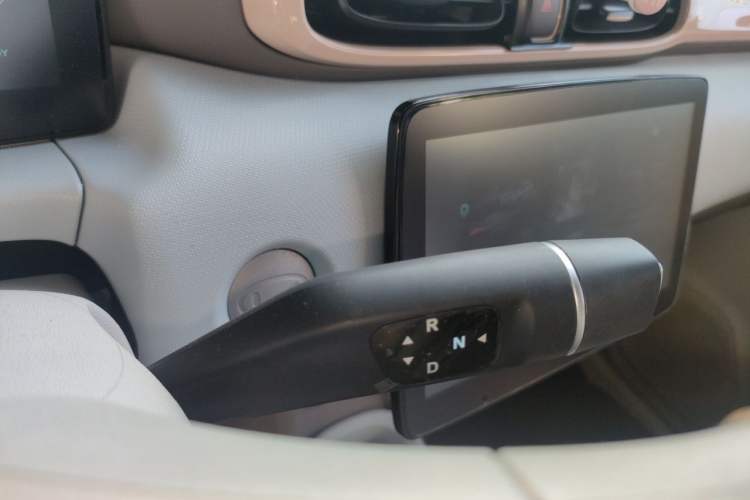 Used Leapmotor T03 2024 200 Lite Edition Gear Lever