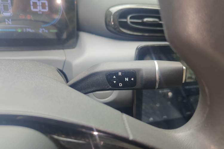 Used Leapmotor T03 2024 310 Comfort Edition Gear Lever
