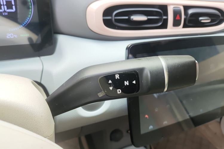 Used Leapmotor T03 2024 310 Comfort Edition Gear Lever