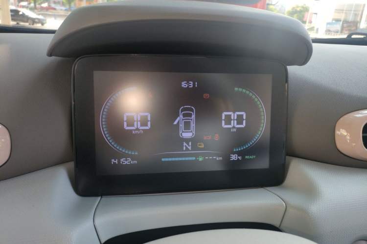 Used Leapmotor T03 2024 200 Lite Edition Instrument Cluster
