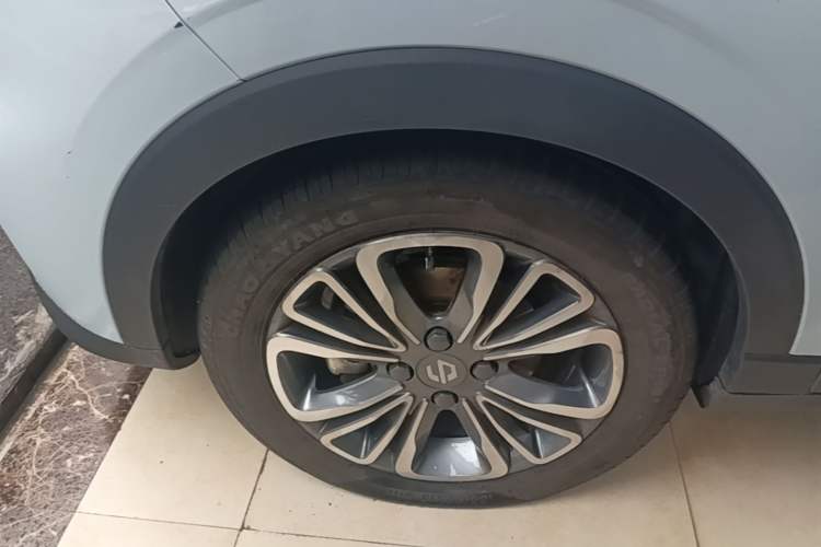 Used Leapmotor T03 2024 403 Comfort Edition Left Front Wheel Hub