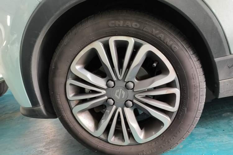 Used Leapmotor T03 2024 403 Comfort Edition Left Front Wheel Hub