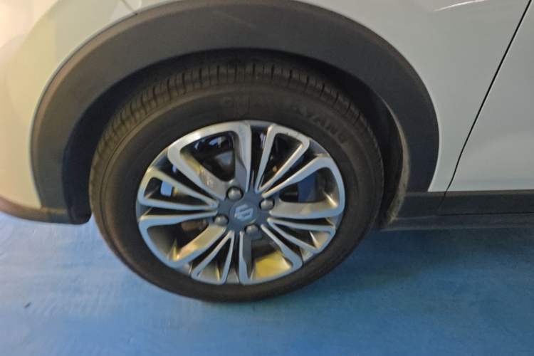 Used Leapmotor T03 2024 403 Comfort Edition Left Front Wheel Hub