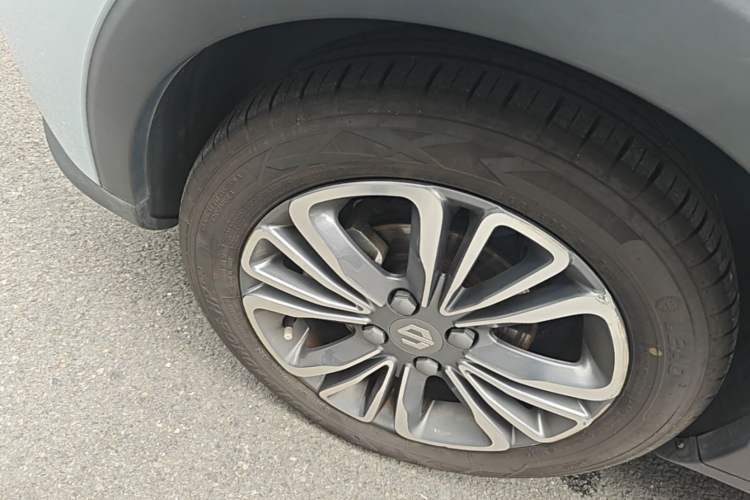 Used Leapmotor T03 2024 310 Comfort Edition Left Front Wheel Hub