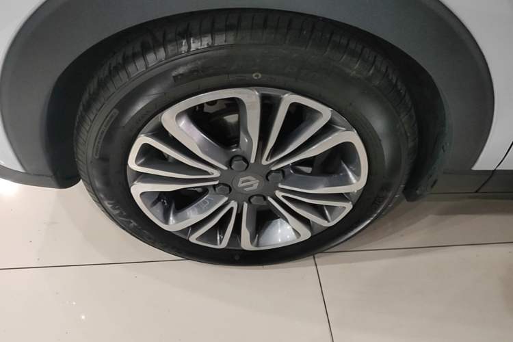 Used Leapmotor T03 2024 403 Comfort Edition Left Front Wheel Hub
