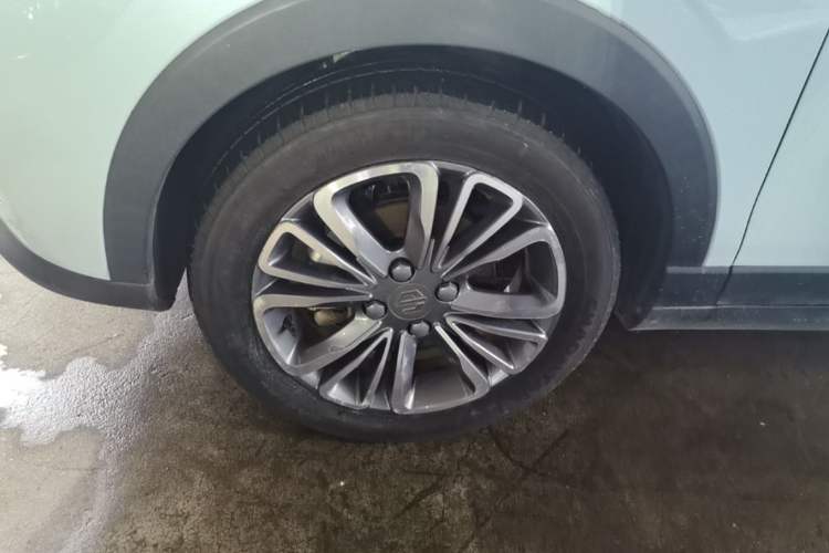 Used Leapmotor T03 2024 310 Comfort Edition Left Front Wheel Hub