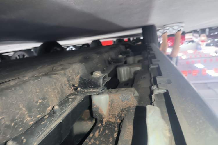 Used Leapmotor T03 2024 310 Comfort Edition Left Side Sill